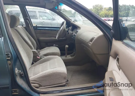 1995 Geo Prizm Lsi from USA, damaged, VIN 1Y1SK5281SZ096122